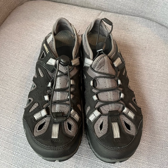 Merrell hiking close toed sandals like new size 10.5 - Picture 5 of 7